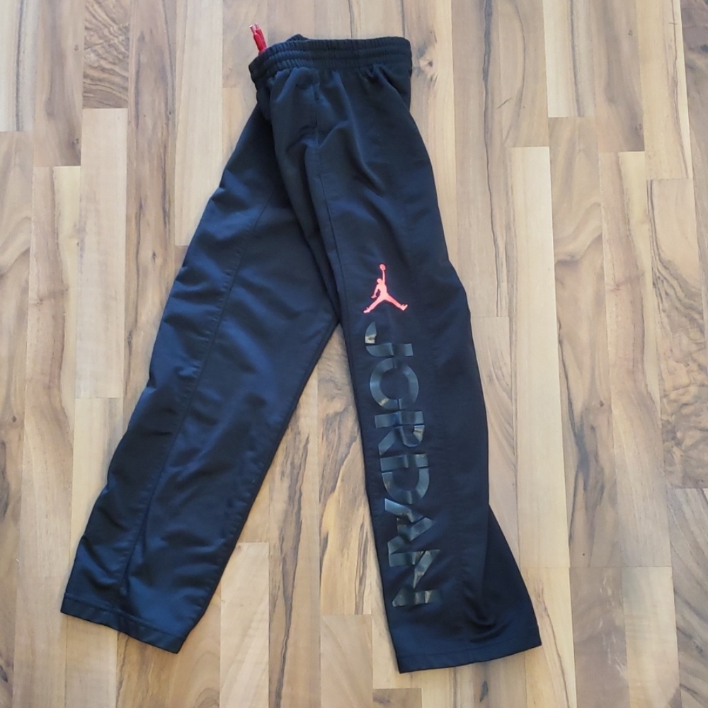 Jordan warmup pants size small